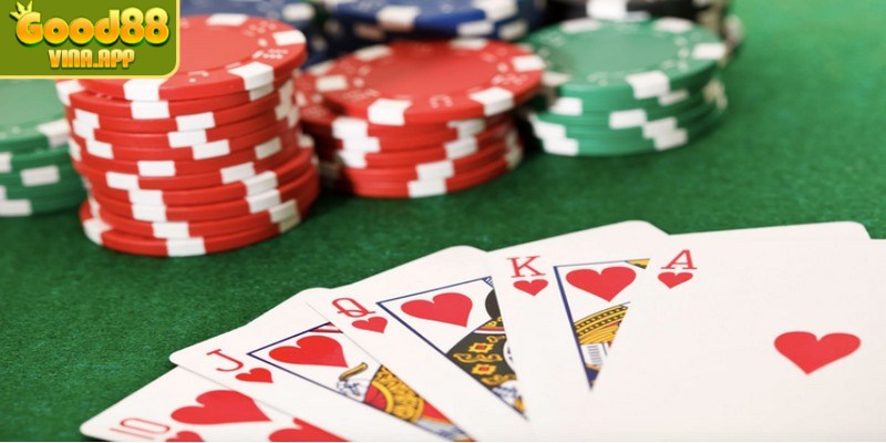 Một số kinh nghiệm chơi Poker siêu hiệu quả